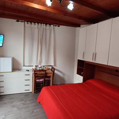Casa Mango Διαμέρισμα Στρέσα Εξωτερικό φωτογραφία