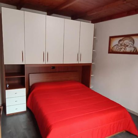 Casa Mango Διαμέρισμα Στρέσα Εξωτερικό φωτογραφία