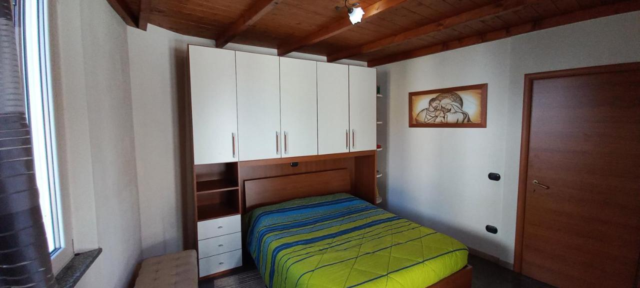 Casa Mango Διαμέρισμα Στρέσα Εξωτερικό φωτογραφία