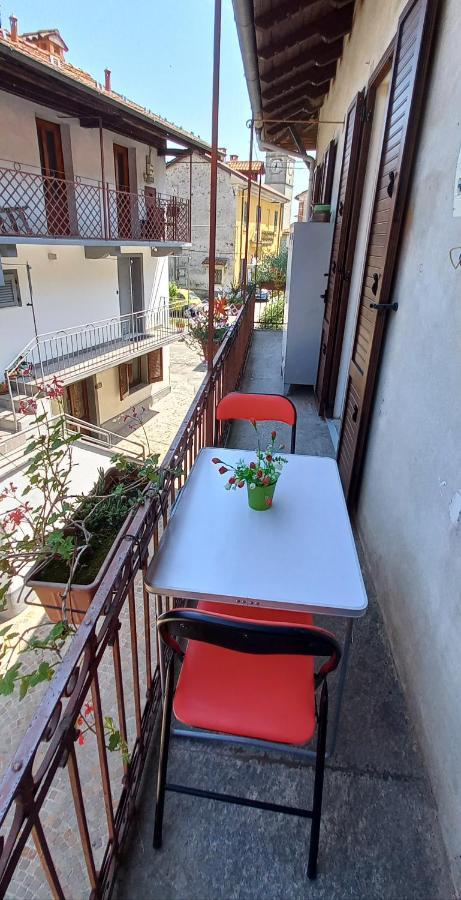 Casa Mango Διαμέρισμα Στρέσα Εξωτερικό φωτογραφία